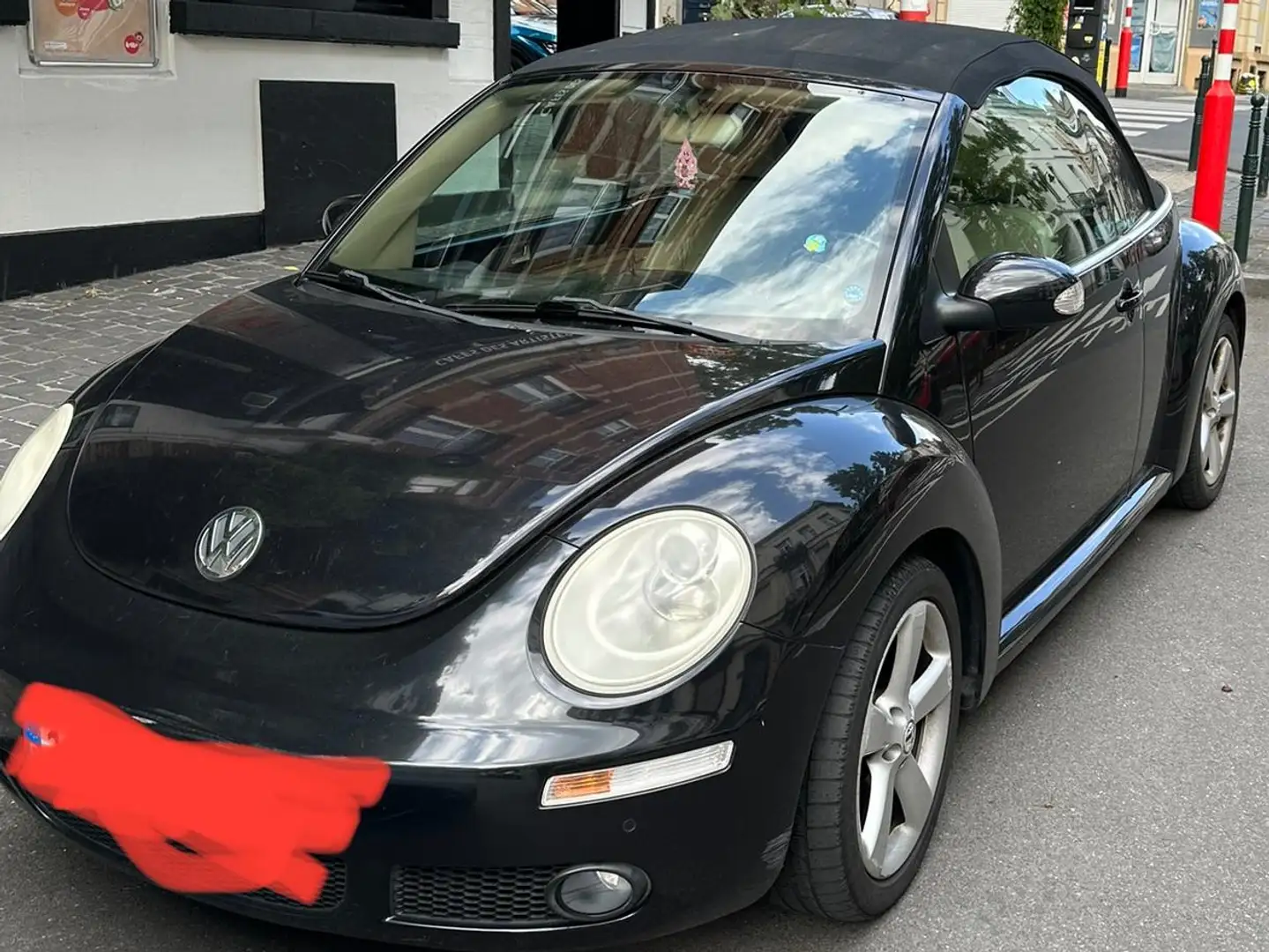 Volkswagen New Beetle 2.0i Cabrio Elegance Tiptronic Noir - 1