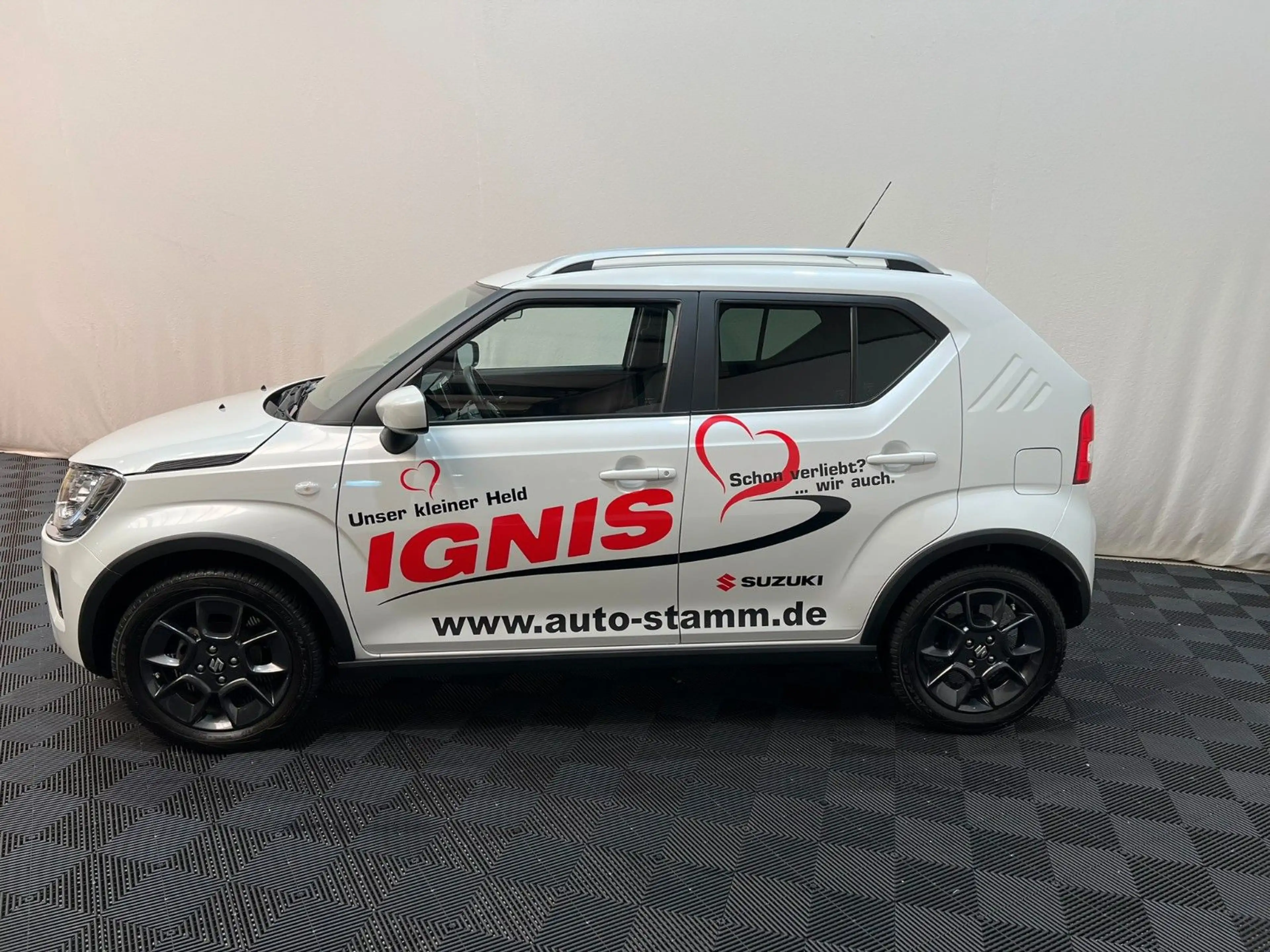 Suzuki Ignis 1.2 DUALJET HYBRID Comfort — photo 4
