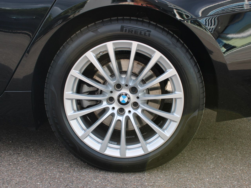 BMW 520 d xDr.T.HUD ACC Standh.Laser LiveProf.AHK18" — photo 8
