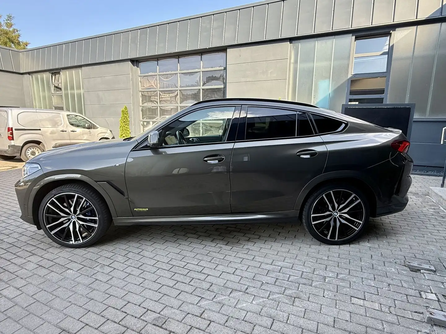 BMW X6 M d Or - 2
