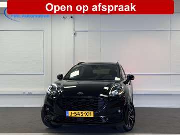 1.0 EcoBoost Hybrid ST-Line | Black Pack | B&O Sou