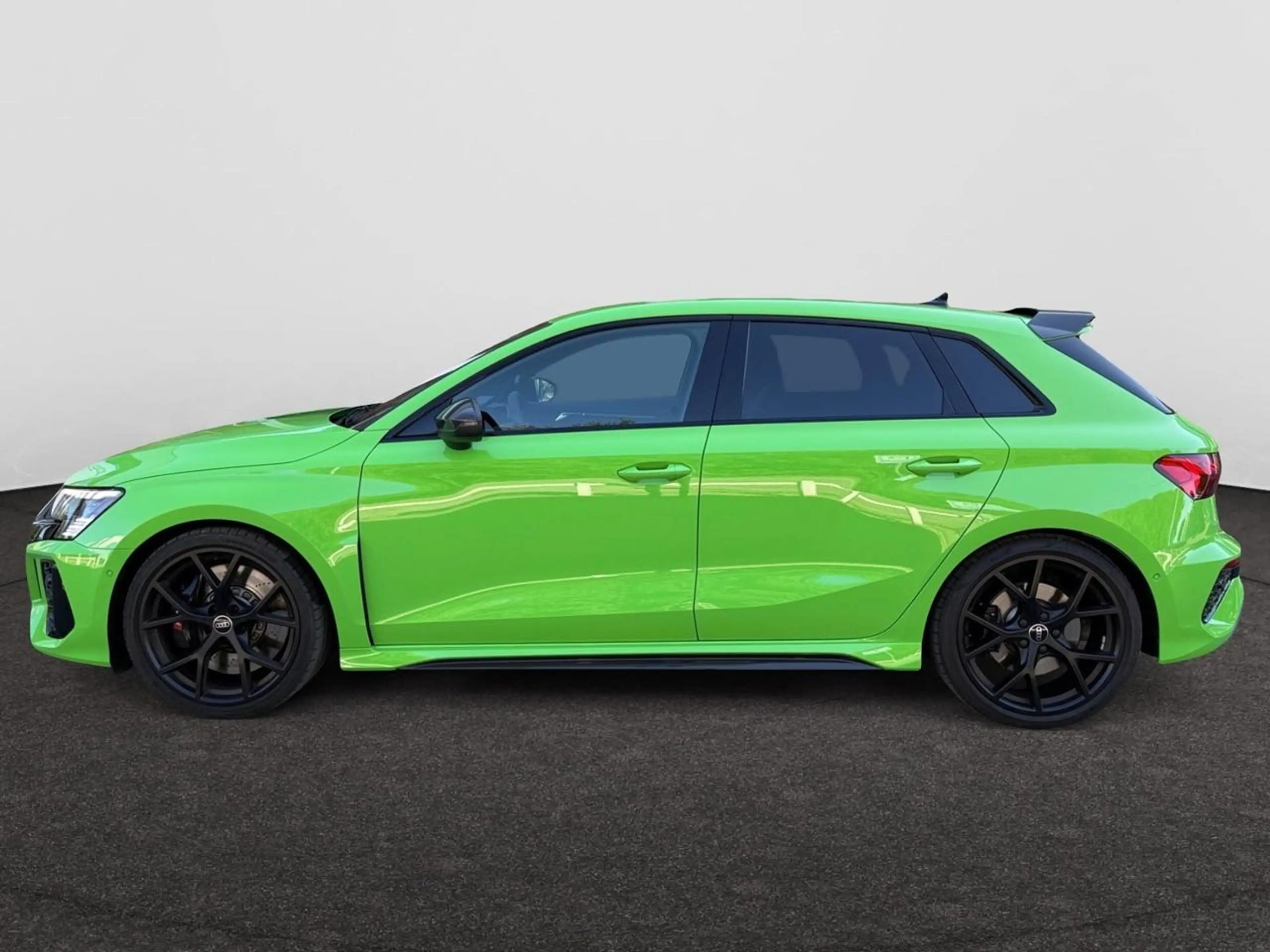 Audi RS3 2.5 TFSI Quattro S tronic — photo 2