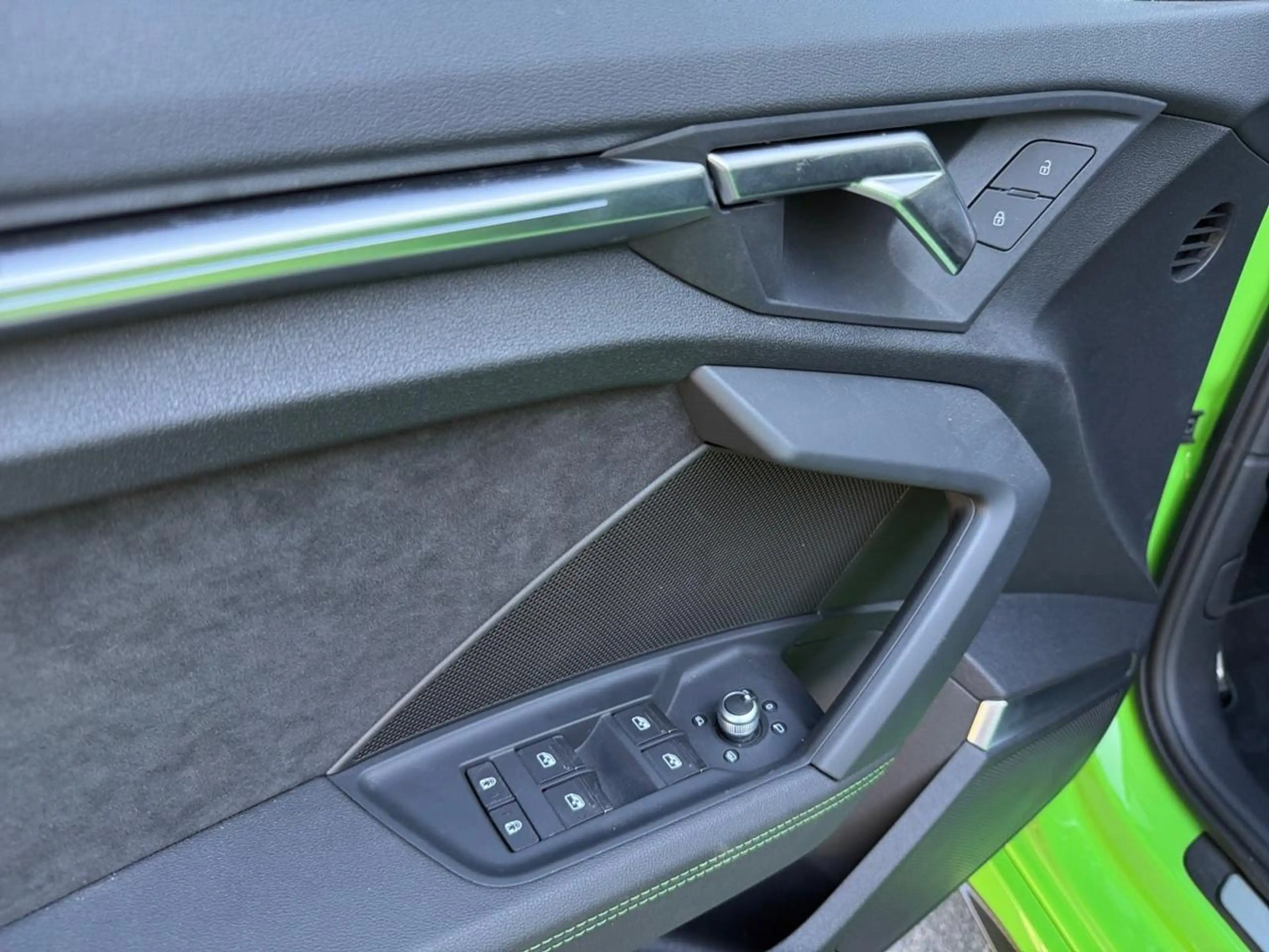 Audi RS3 2.5 TFSI Quattro S tronic — photo 15