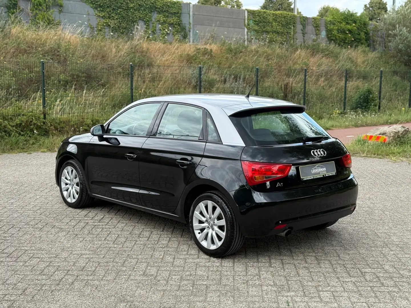Audi A1 Sportback 1.2 TFSI PDC I STOELVER. I APK 2027 I WE - 2
