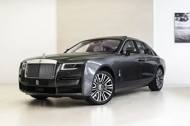 Rolls-Royce Ghost 2 year service & warranty