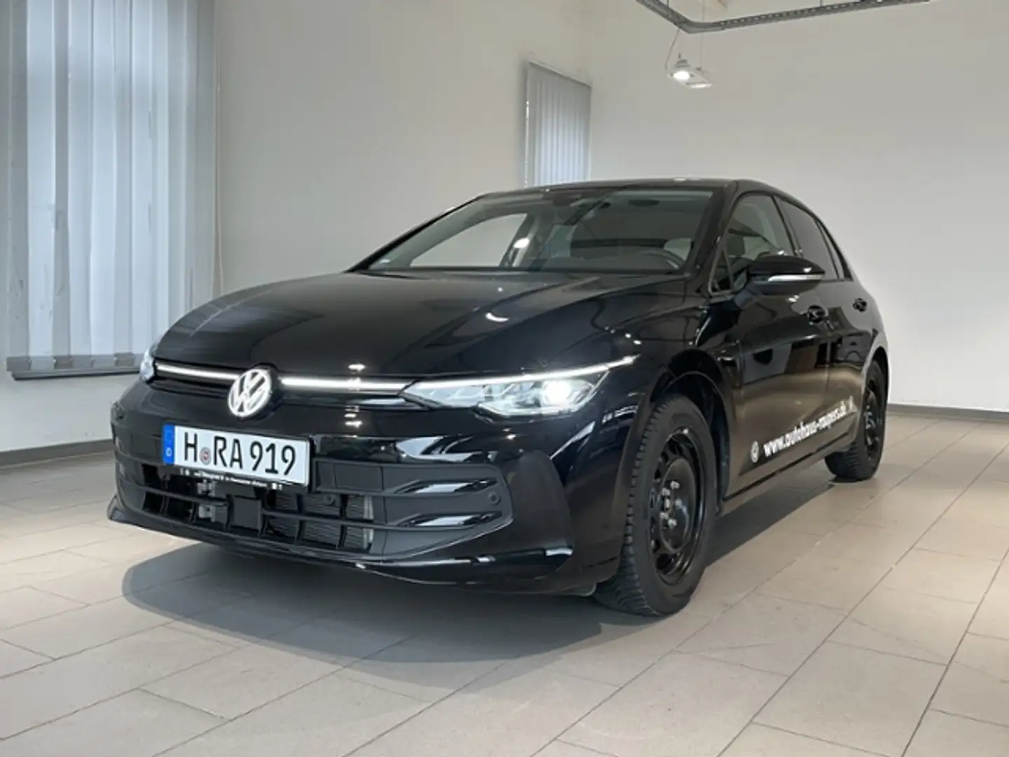 Volkswagen Golf 1.5 TSI Life +NAVI+SITZHZNG+LED Schwarz - 2