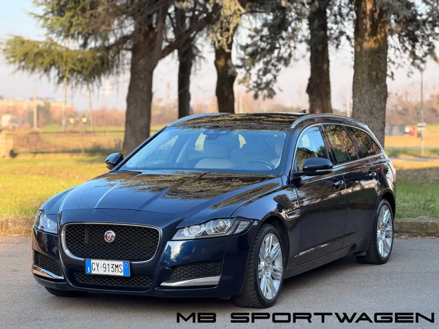 Jaguar XF XF Sportbrake AWD Prestige  GARANZIA - PERMUTE Bleu - 1