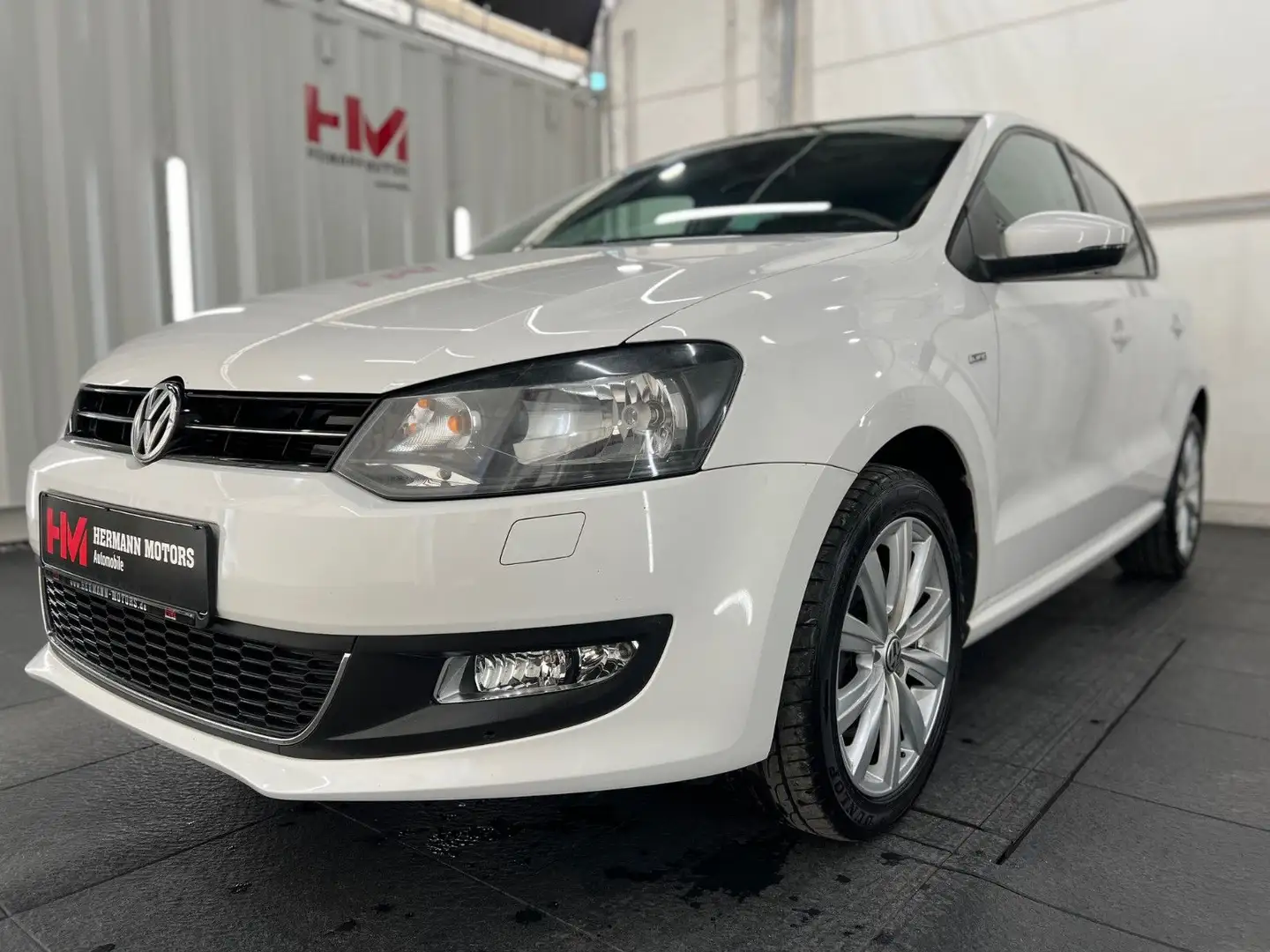 Volkswagen Polo V 1.2 TSI Life/Tempo/SHZ/Einpark./Klimaut. Weiß - 1