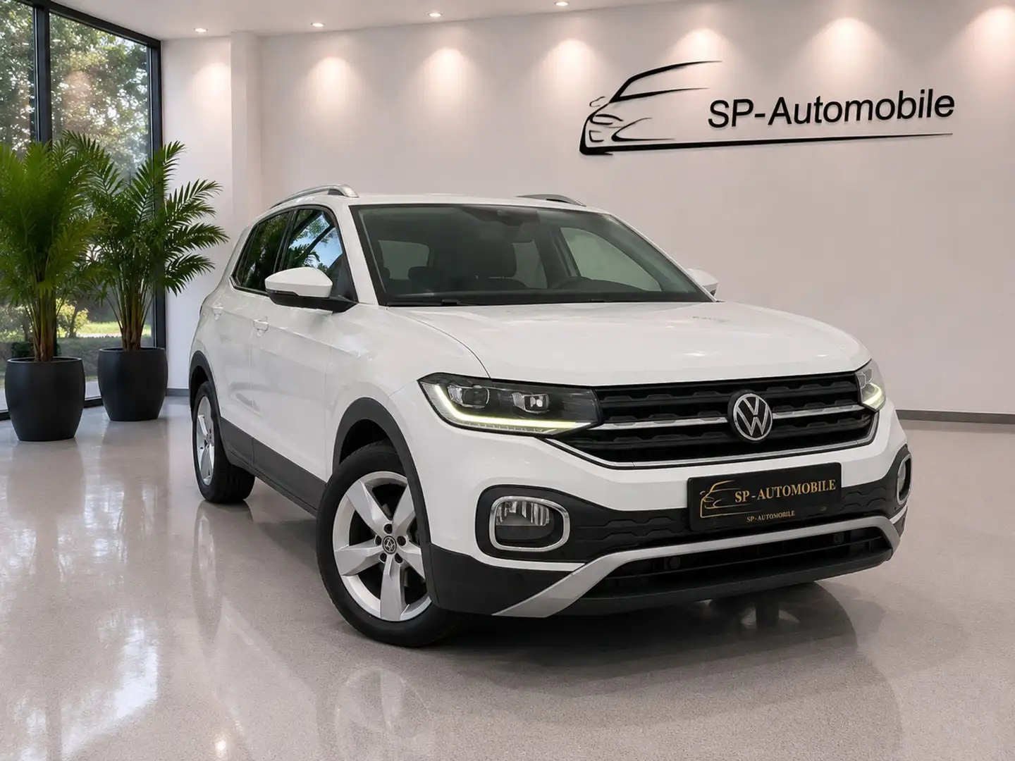 Volkswagen T-Cross 1.0 TSI DSG Weiß - 1