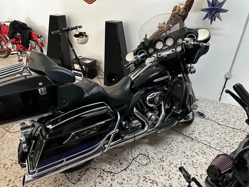 Harley-Davidson Electra Glide - foto 2