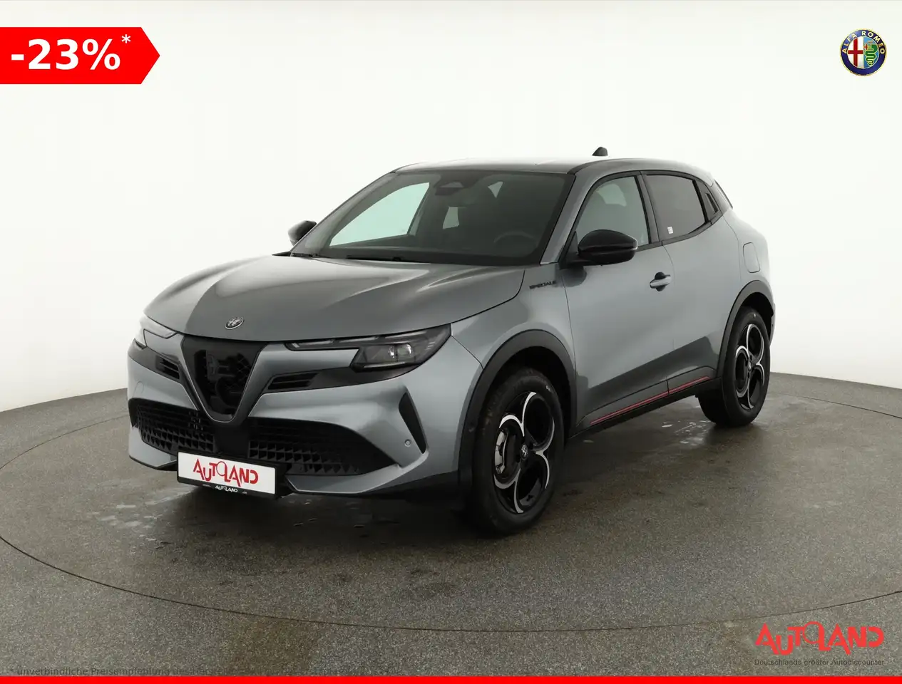 Alfa Romeo Junior Ibrida Speciale 1.2 VGT LED ACC Navi — photo 1 of 26