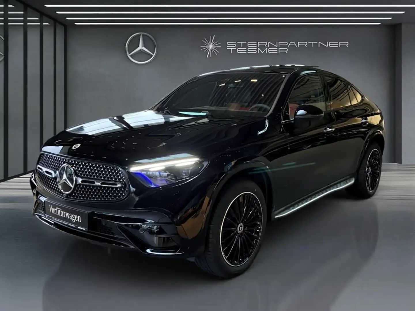 Mercedes-Benz GLC 300 de 4M Coupé EQ Hybrid AMG+NightP+AHK+HUD Schwarz - 1