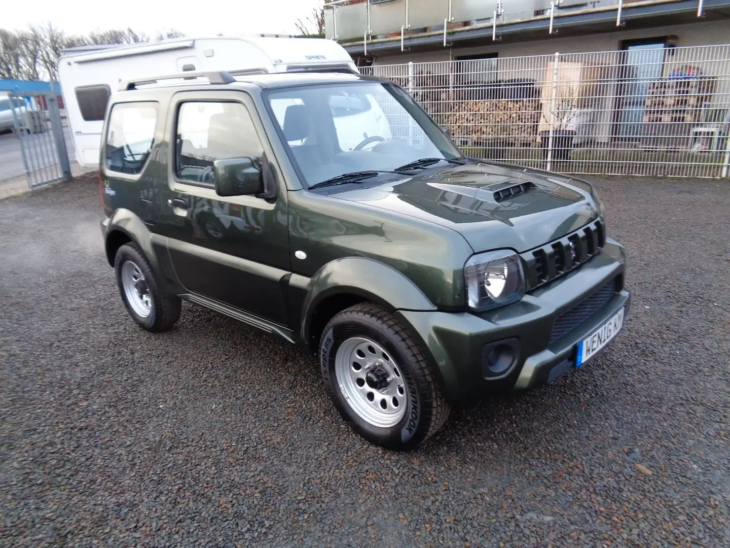 Suzuki Jimny 1.3 ALLGRIP Comfort Ranger Grün - 1