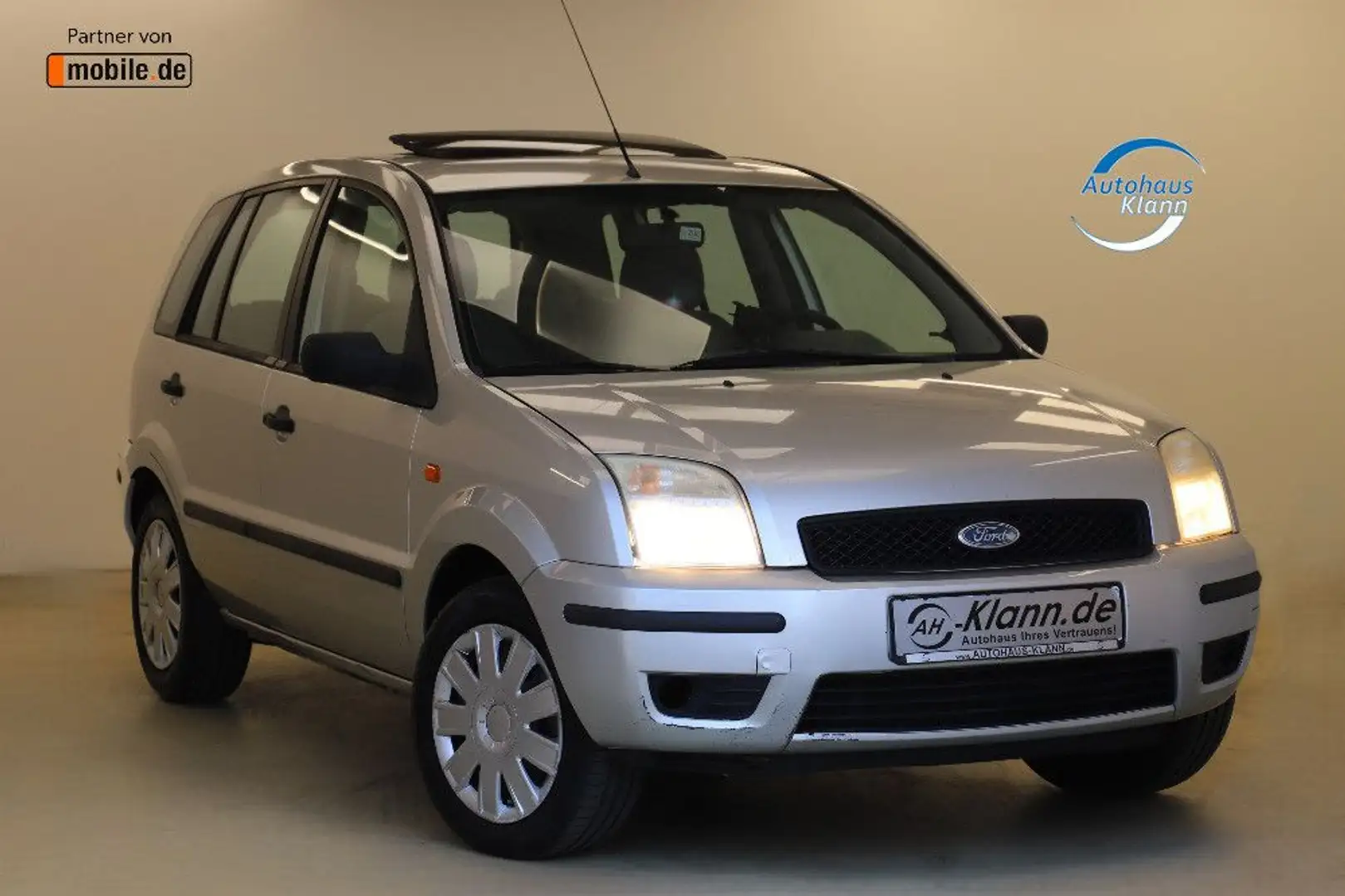 Ford Fusion 1.4 80PS Ambiente Schiebedach TÜV05.2027 Silber - 1