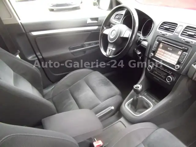 Volkswagen Golf view 13