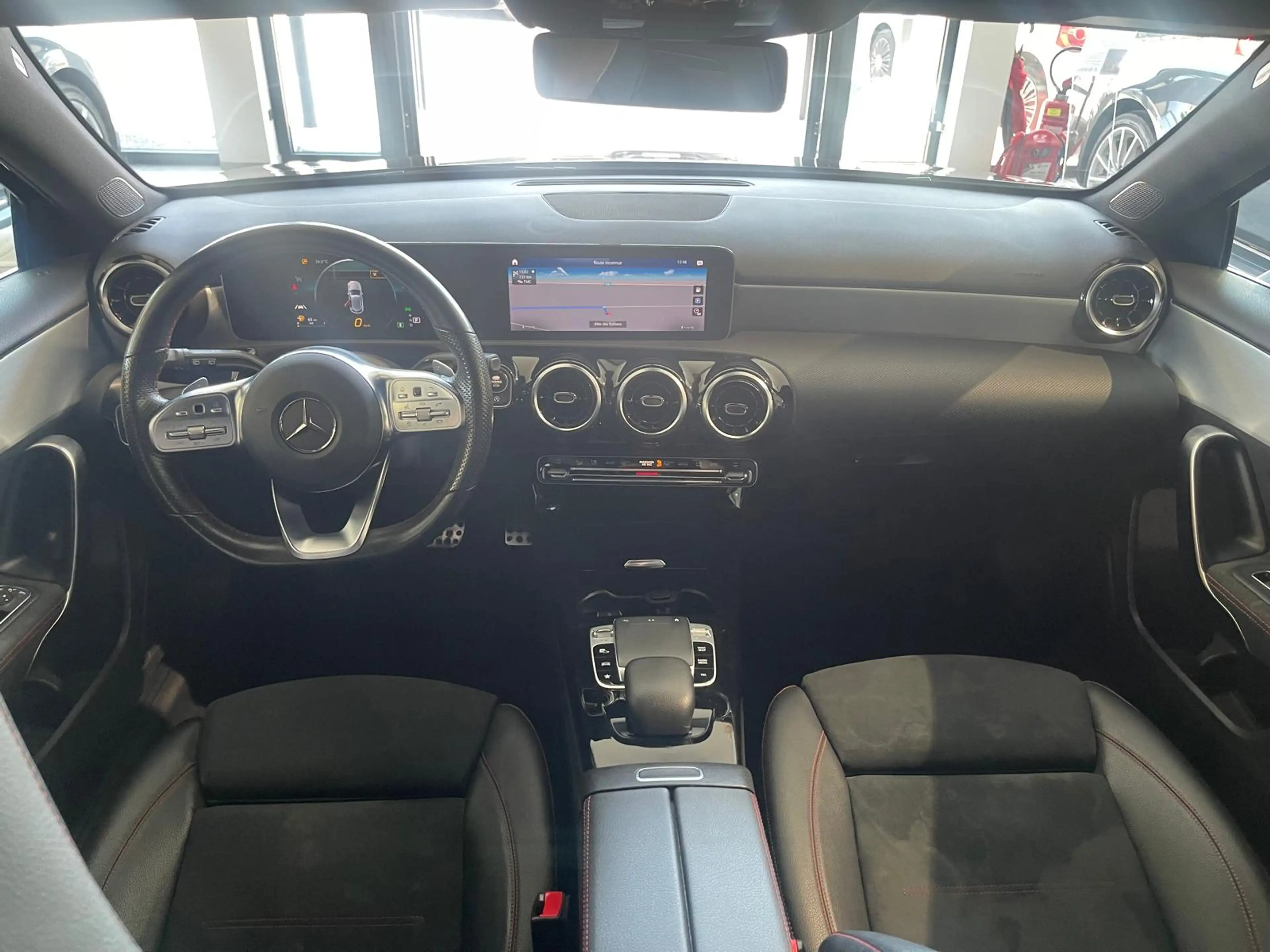 Mercedes-Benz A 200 PACK AMG*BOITE AUTO*LED*CAMERA*GPS*EURO6d-TEMP        6d-TEMP — photo 6