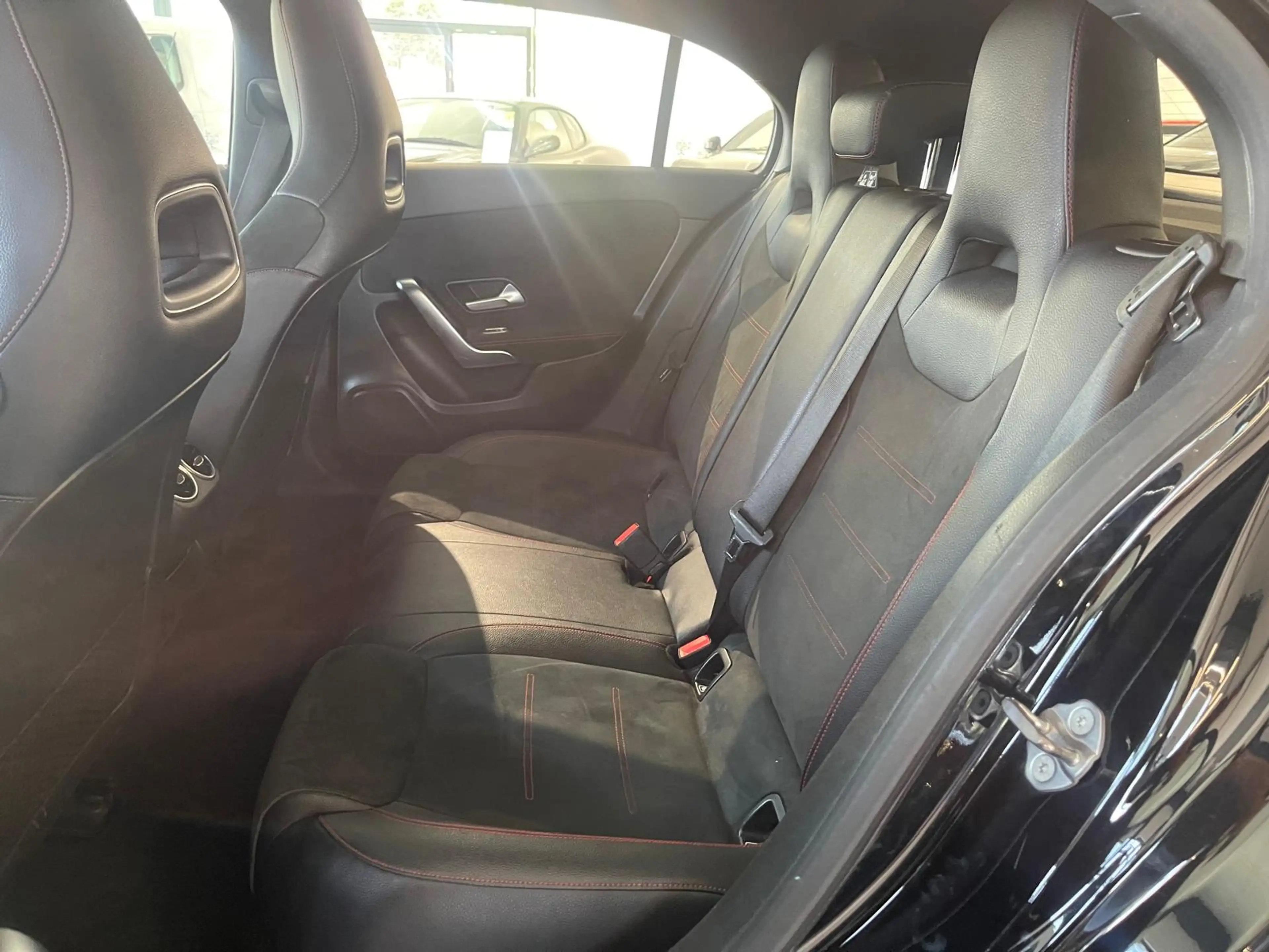 Mercedes-Benz A 200 PACK AMG*BOITE AUTO*LED*CAMERA*GPS*EURO6d-TEMP        6d-TEMP — photo 11