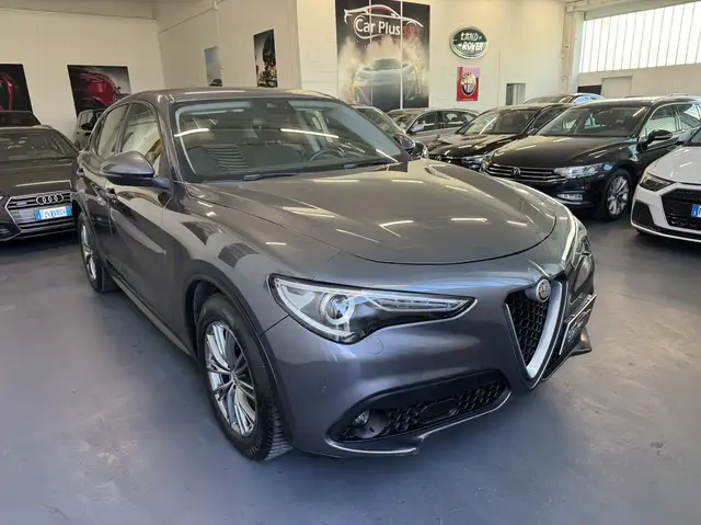 Alfa Romeo Stelvio Stelvio 2.2 t business  190cv auto