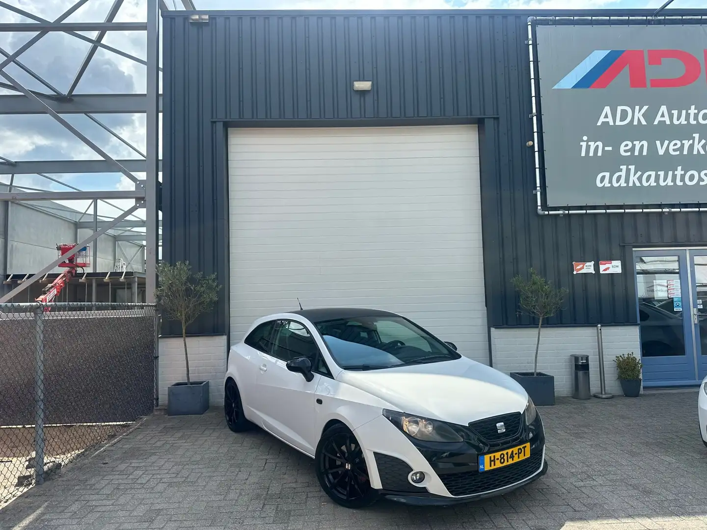 SEAT Ibiza 1.8-20V VT FR BOCANEGRA/AUTOMAAT/18'/CRUISE/PDC Blanc - 2