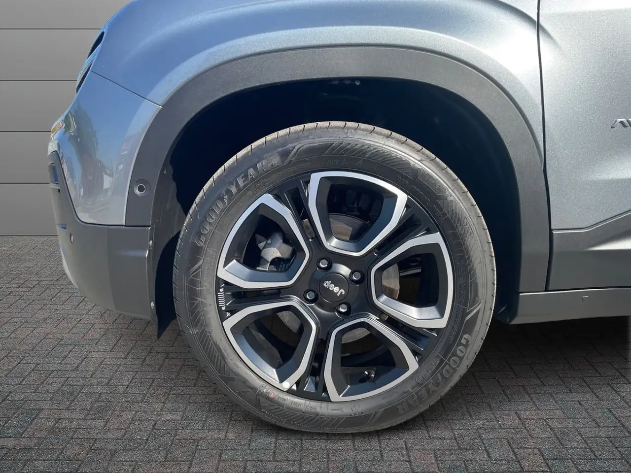 Jeep Avenger Avenger 1.2 turbo e-hybrid mhev Summit fwd 110cv edct6 8