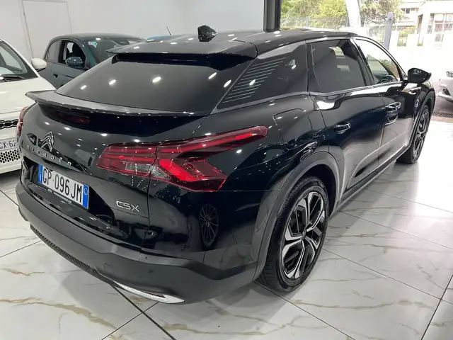 Citroen C5 X view 6