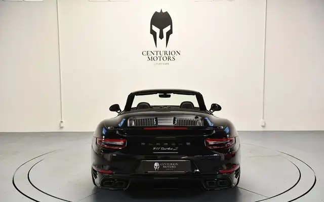Porsche 991 view 6
