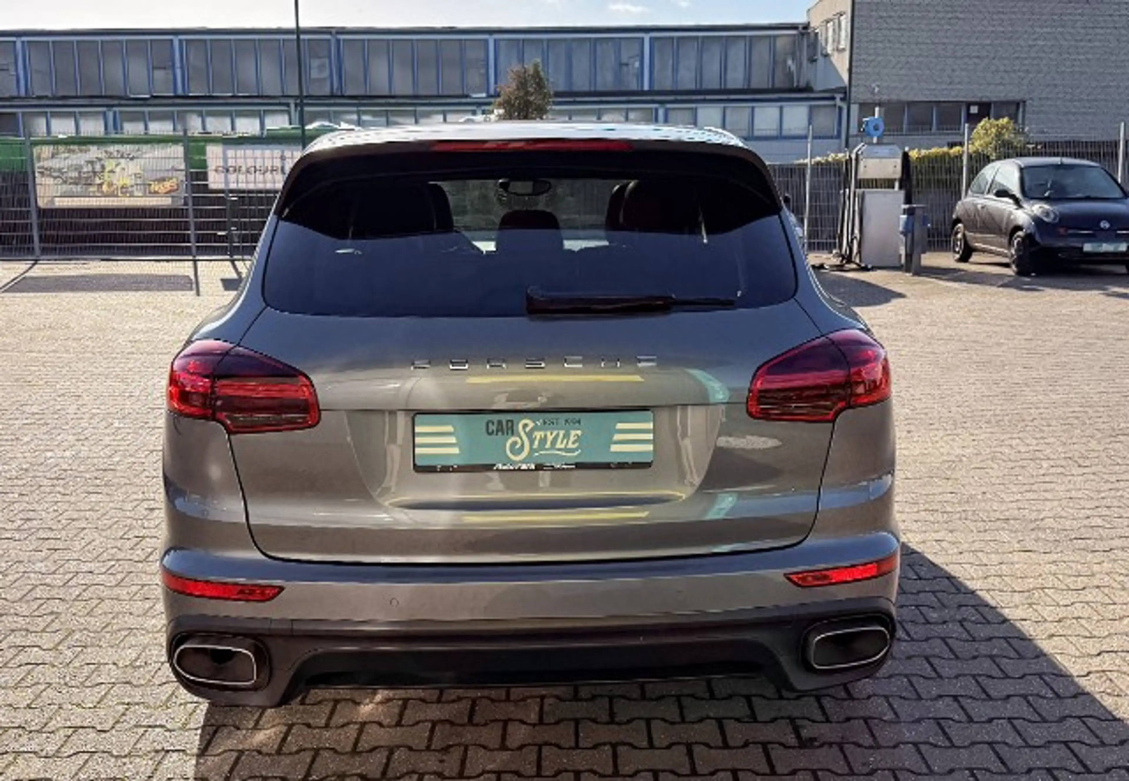 Porsche Cayenne Pano SHZ Navi CarPlay Scheckheft 21 Zoll — photo 5