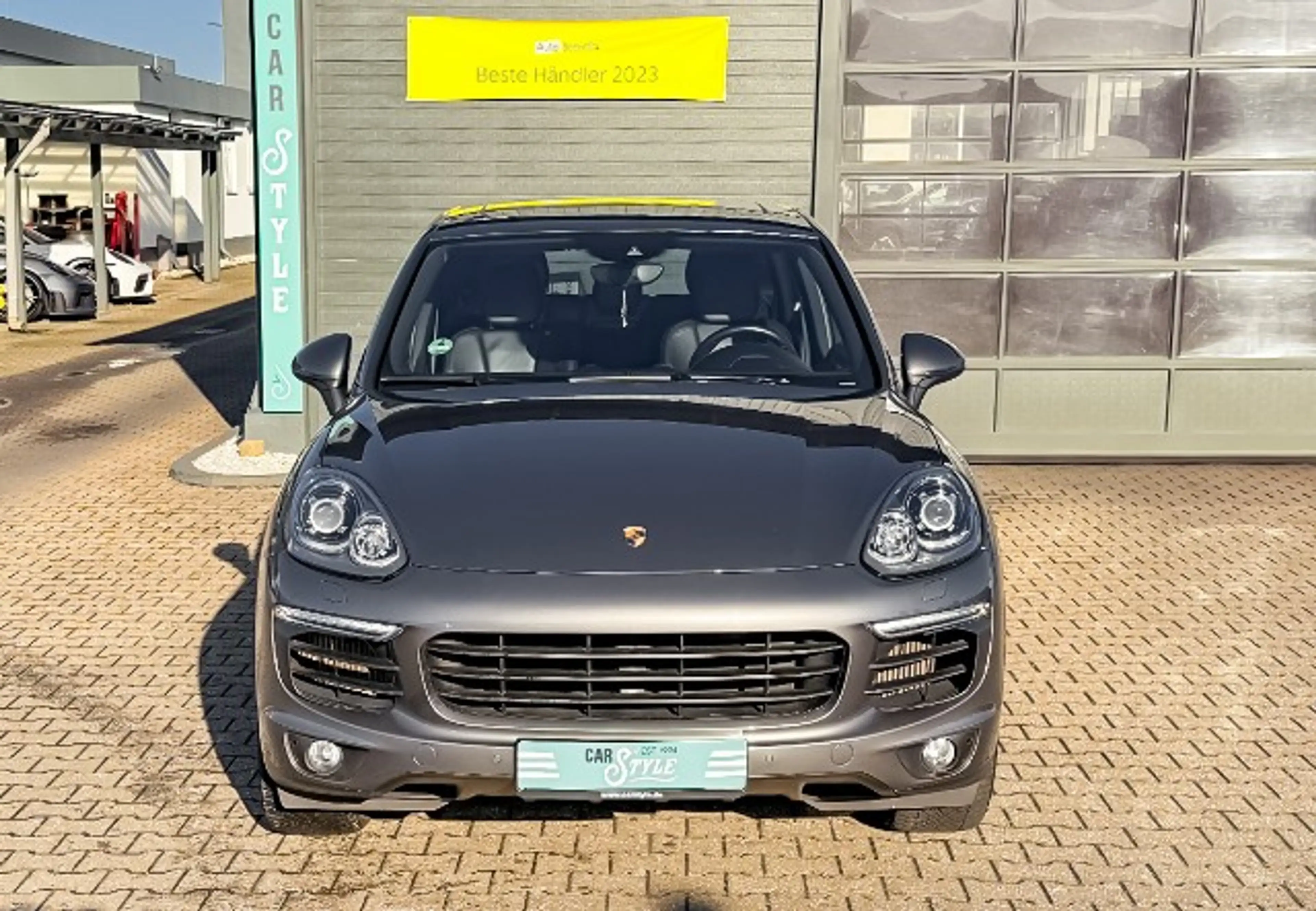 Porsche Cayenne Pano SHZ Navi CarPlay Scheckheft 21 Zoll — photo 2