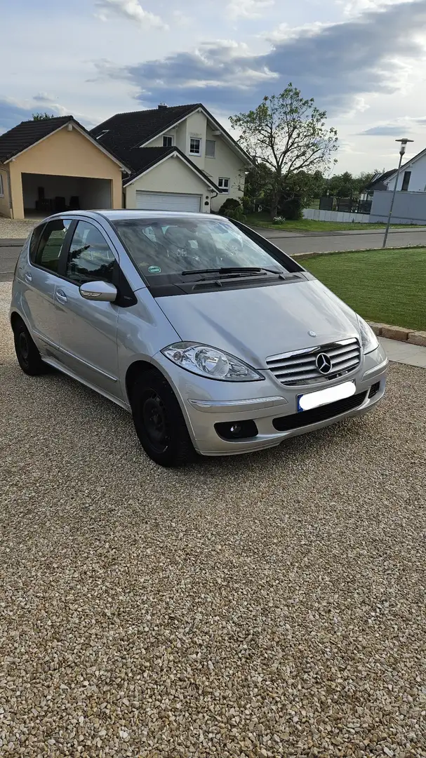 Mercedes-Benz A 160 CDI ELEGANCE Grau - 2