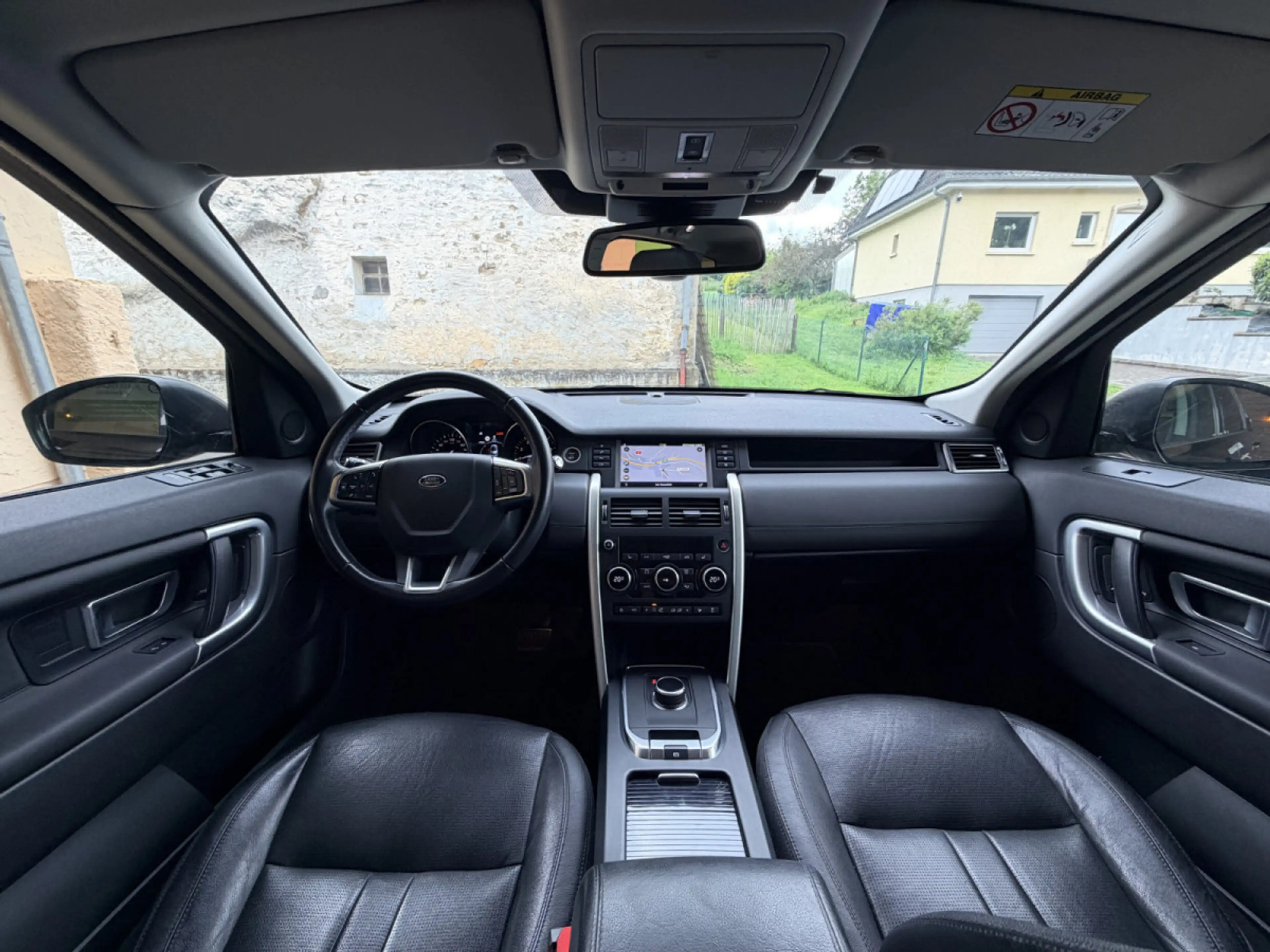 Land Rover Discovery Sport Si4 240 HSE Automatique Panorama 7 places 241cv — photo 12
