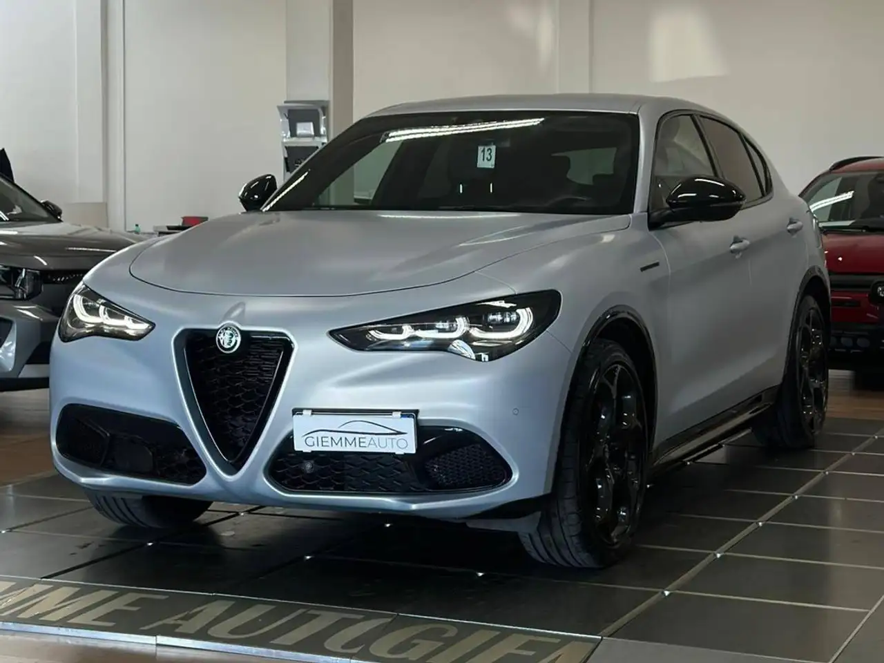 Alfa Romeo Stelvio 2023