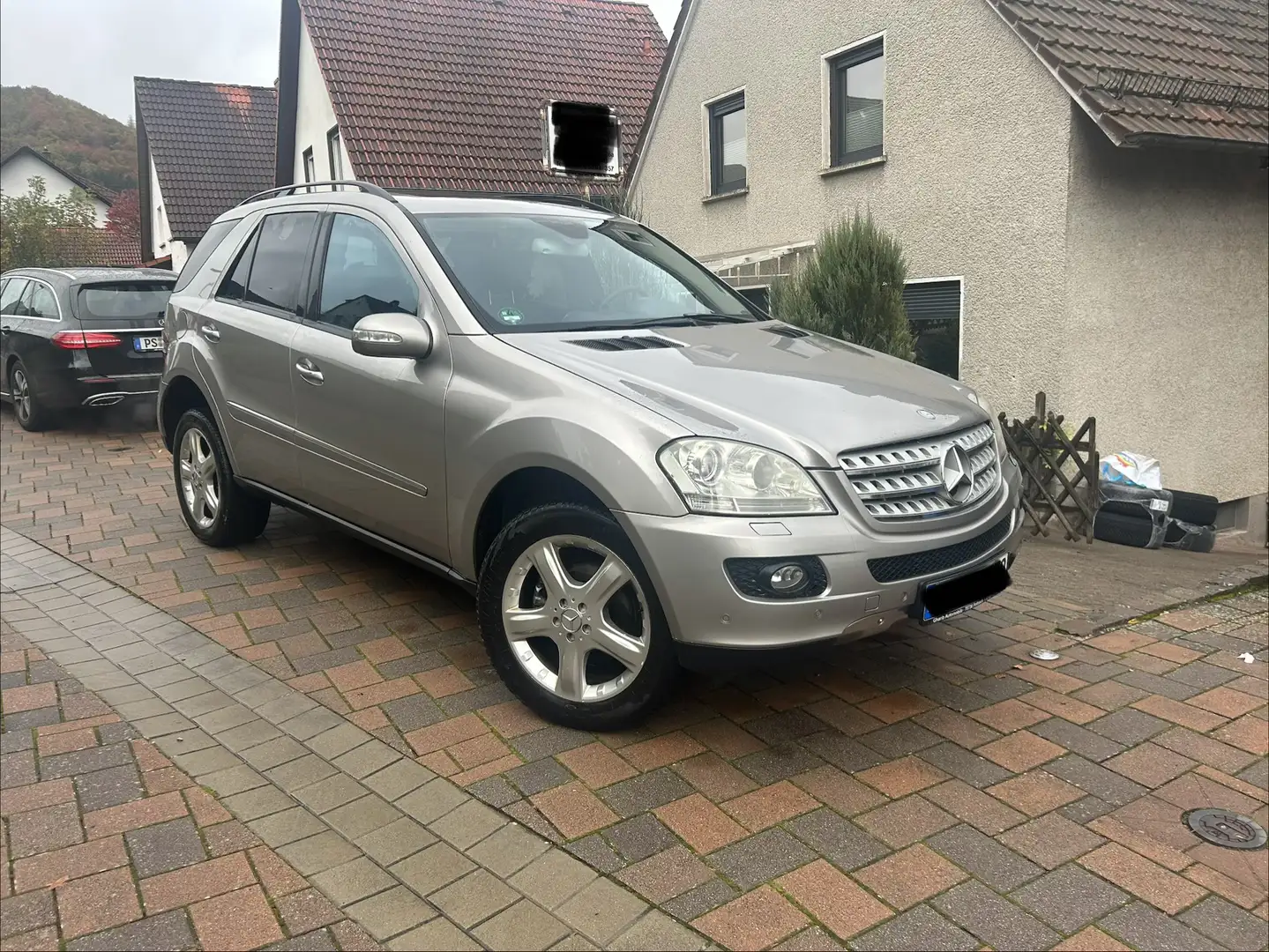 Mercedes-Benz ML 320 CDI 4Matic Šedá - 1