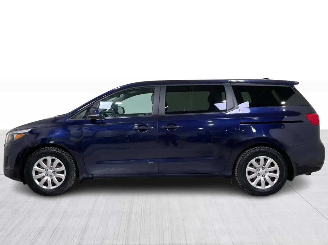 Kia Sedona снимка Kia Sedona