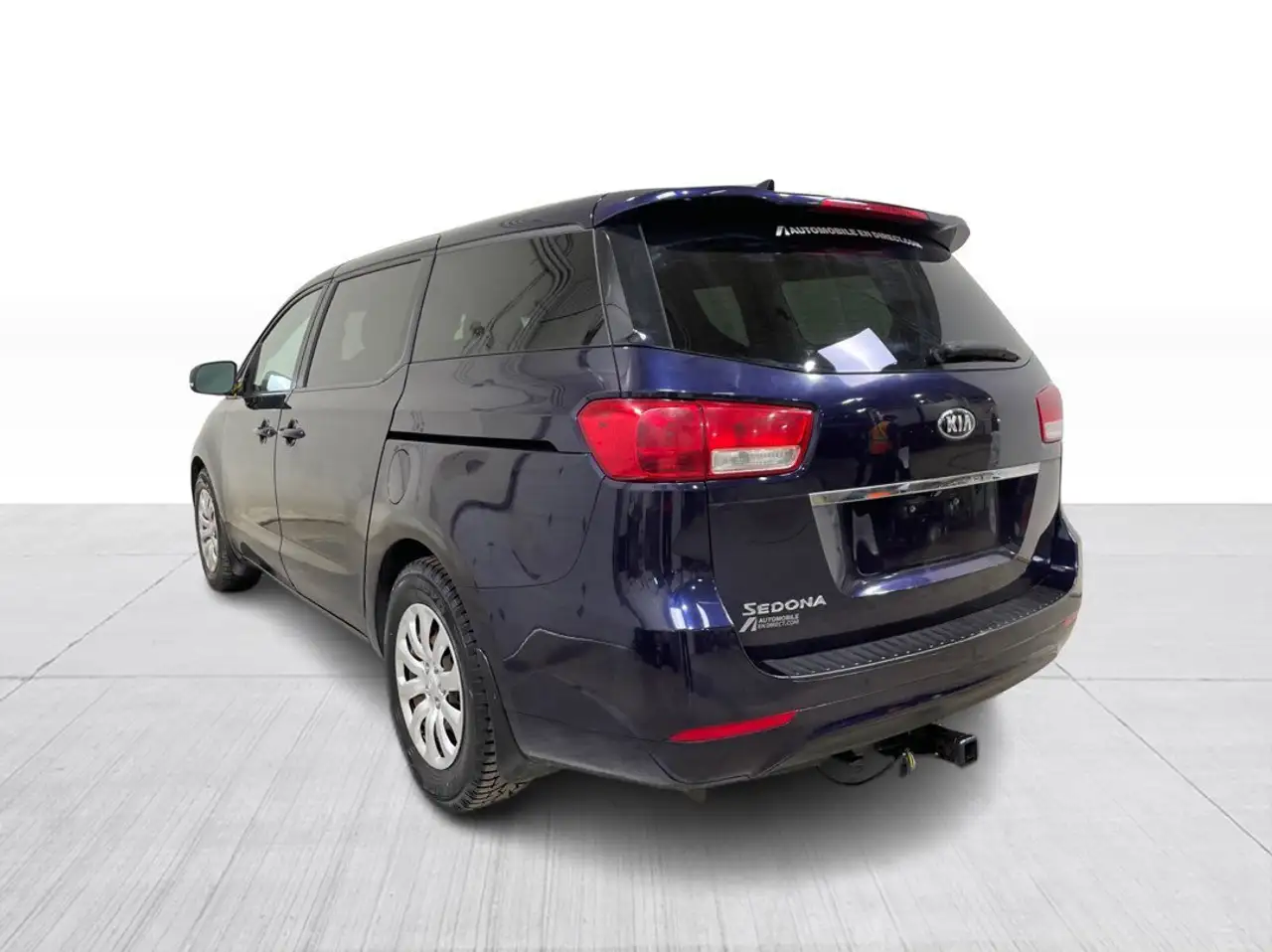 Kia Sedona снимка Kia Sedona