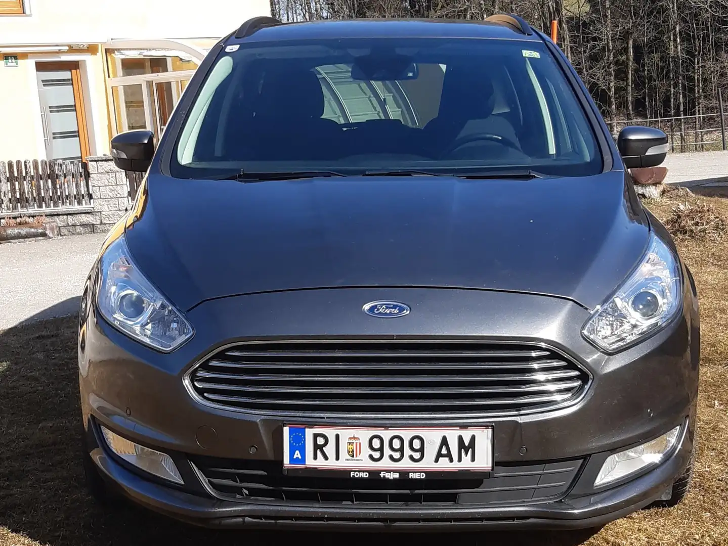 Ford Galaxy 2,0 TDCi Business, 7 Sitzer sehr geräumig! Grau - 1