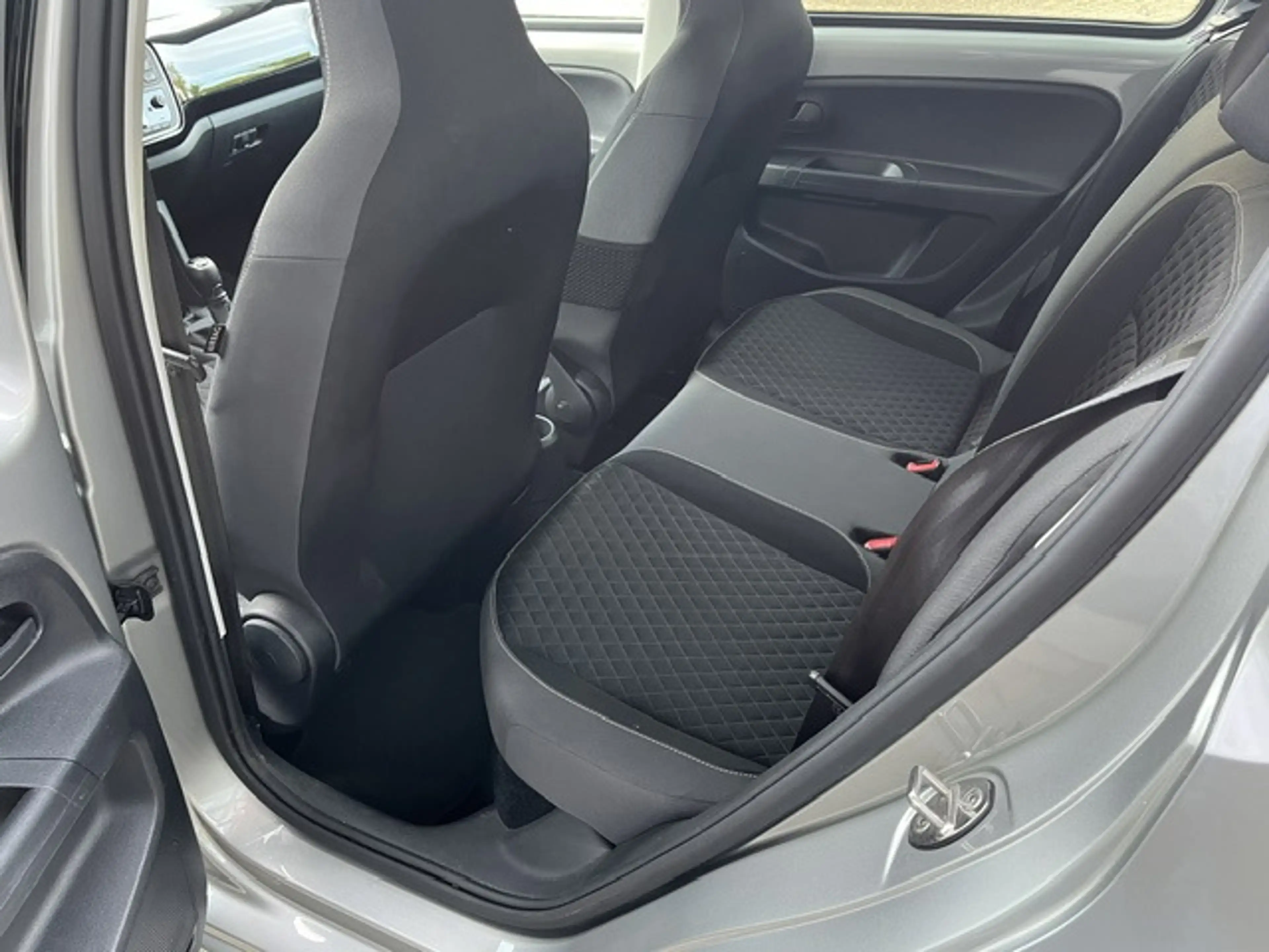 Skoda Citigo 1.0 Greentech Ambition — photo 4