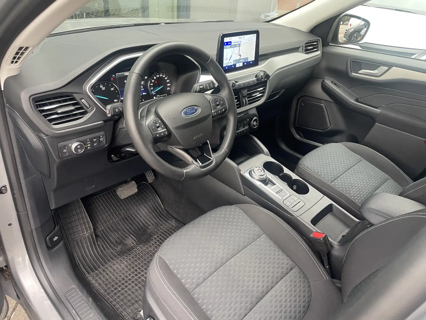 Ford Kuga 2.5 PHEV Titanium | Navigatie | Stoelverwarming | Grijs - 2