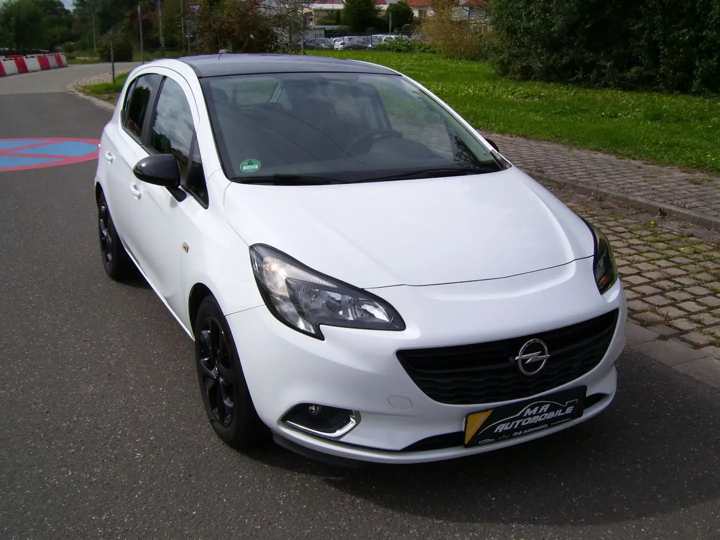 Opel Corsa E Color Edition*SHZ*LHZ*WR*Tempomat Weiß - 1