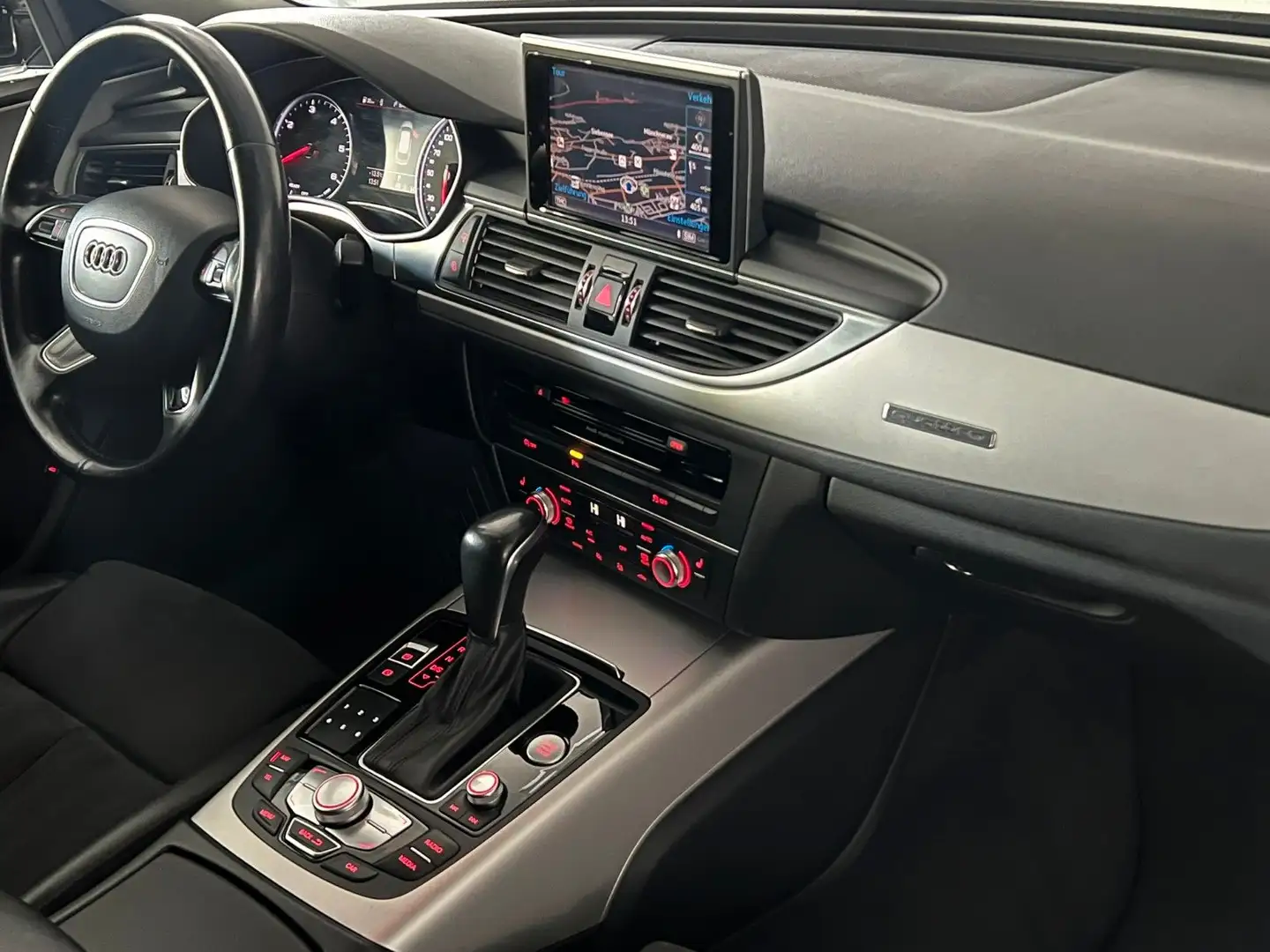 Audi A6 Avant 3.0 TDI cd QUATTRO/S-LINE/ACC/AHK/4-ZON Schwarz - 2