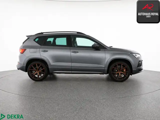 Cupra Ateca view 4