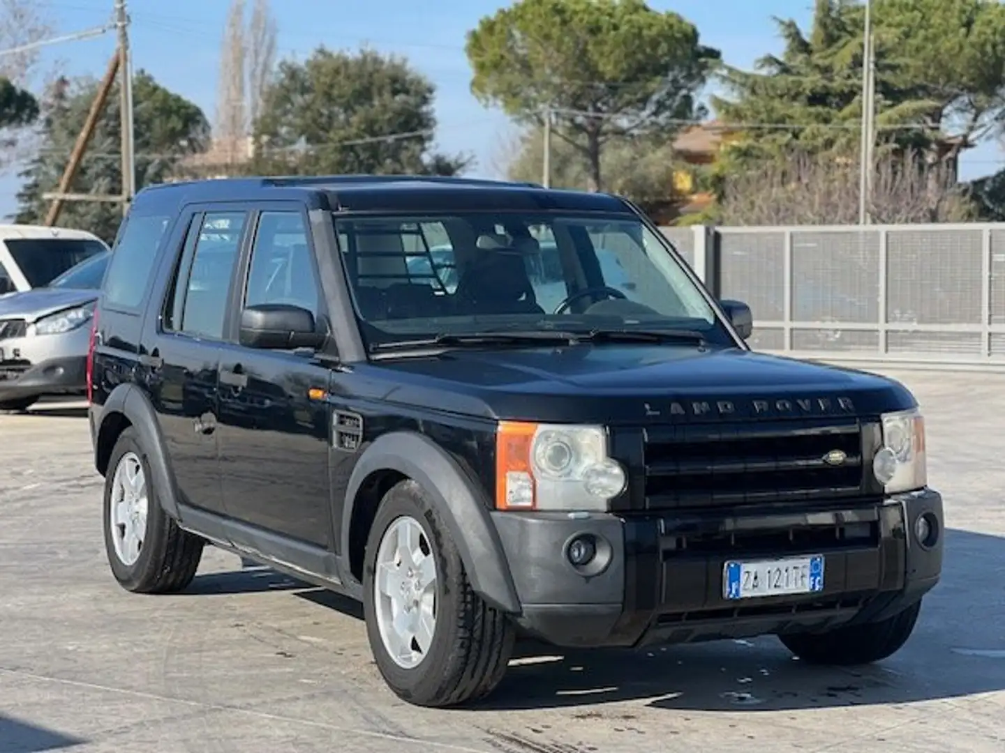 Land Rover Discovery 2.7 tdV6 SE - LEGGERE - Black - 1