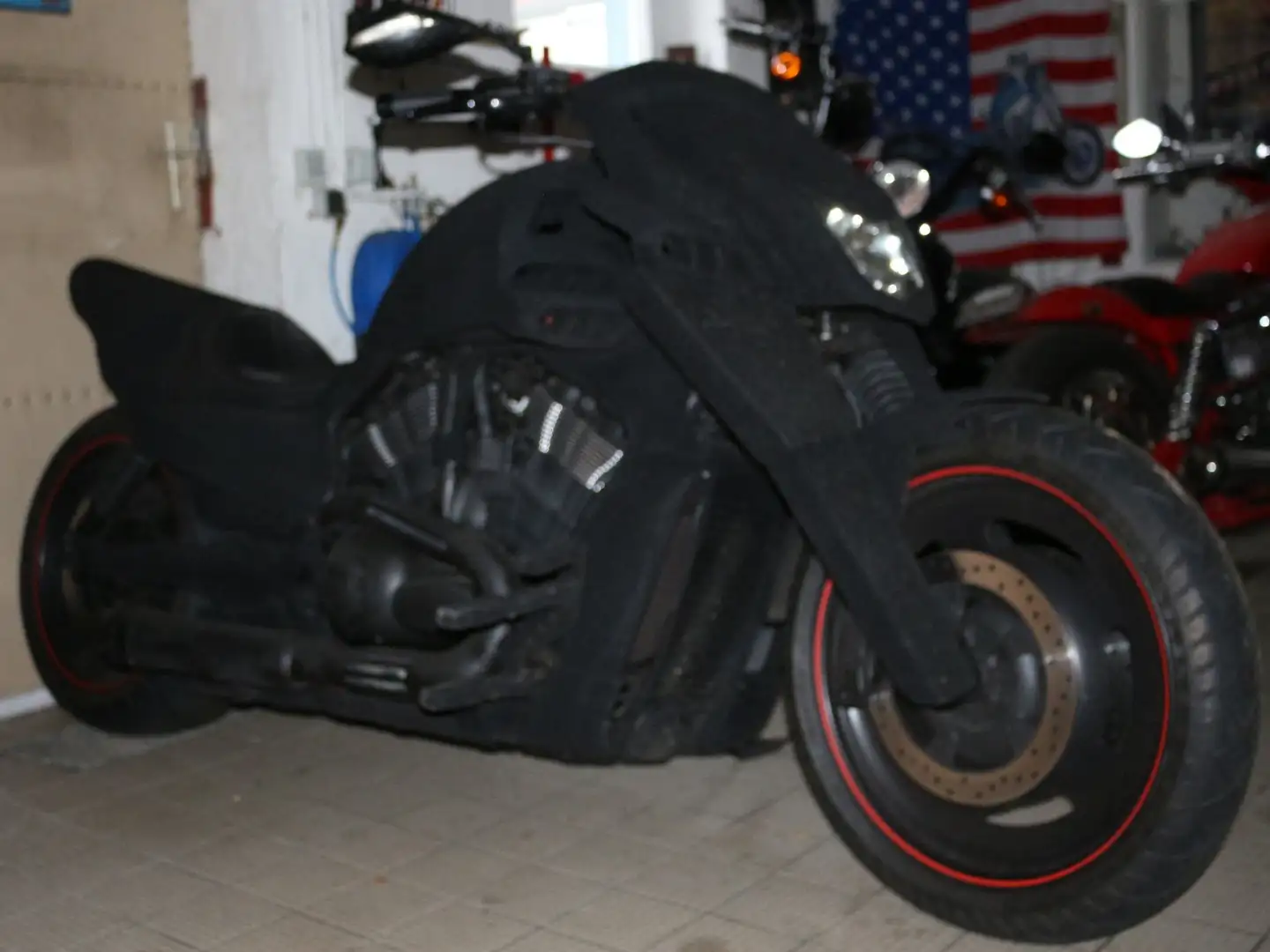 Harley-Davidson VRSC Night Rod Schwarz - 2