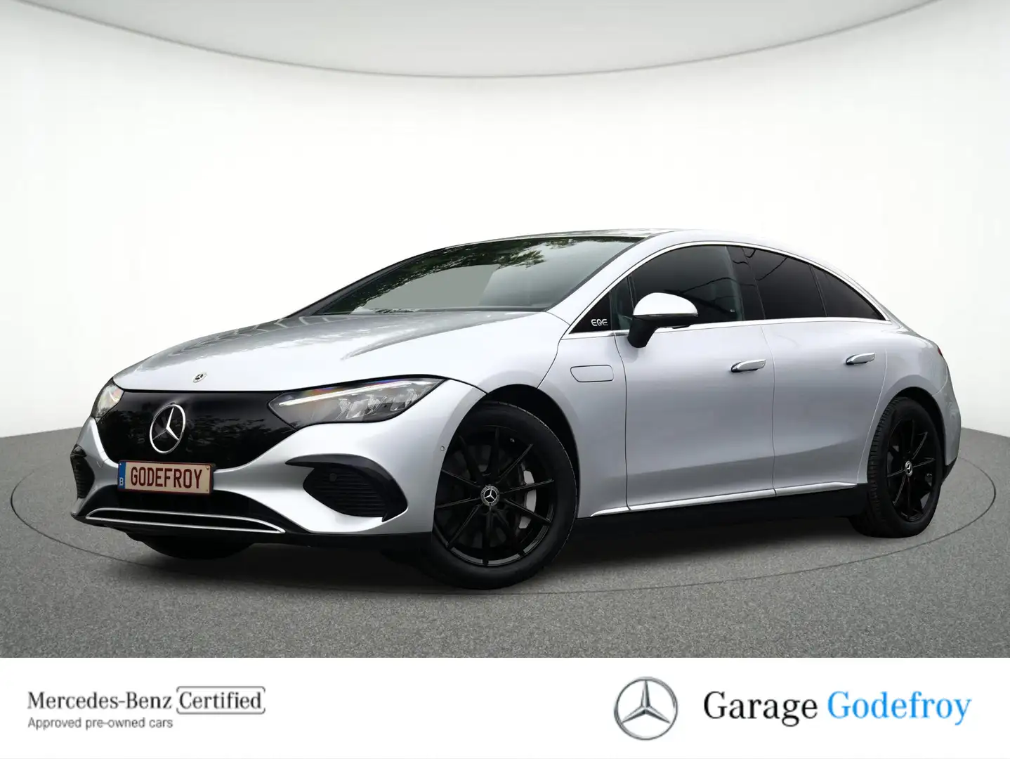 Mercedes-Benz EQE 300 - 1