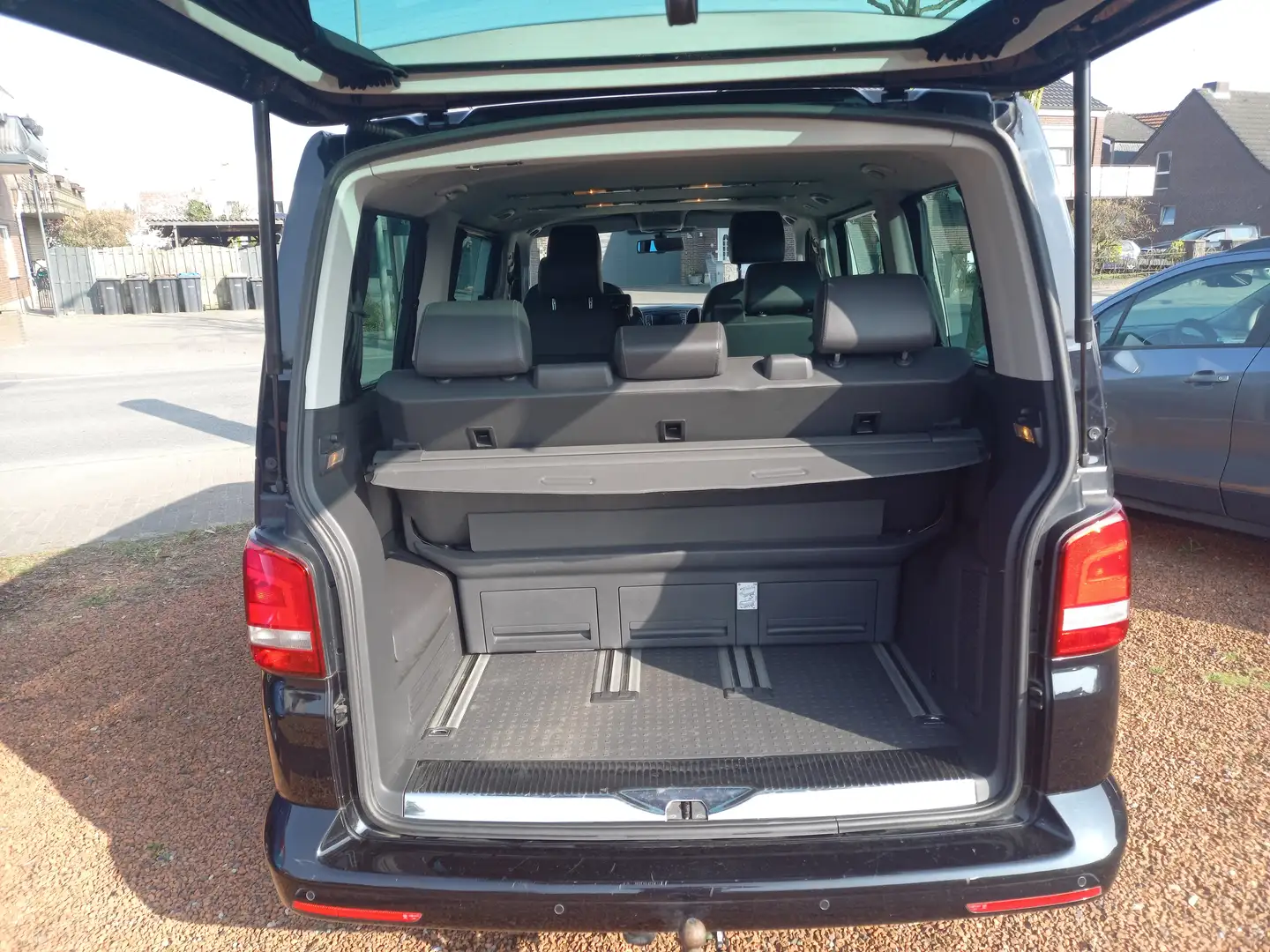 Volkswagen T5 Multivan Multivan Highline Schwarz - 2