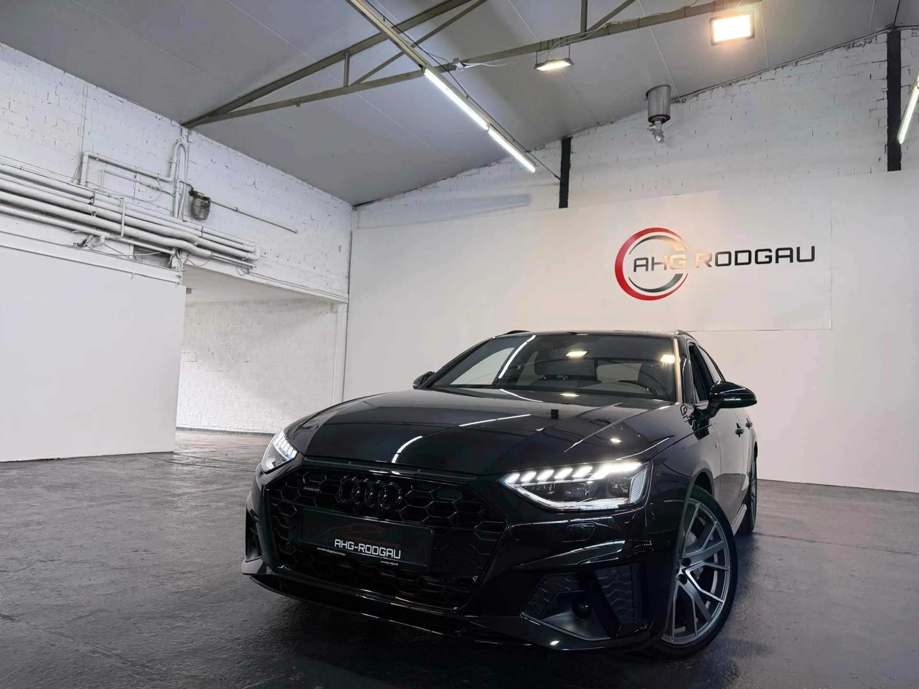 Audi A4 Avant 40 TFSI quattro /3x S line/KAMERA — photo 7