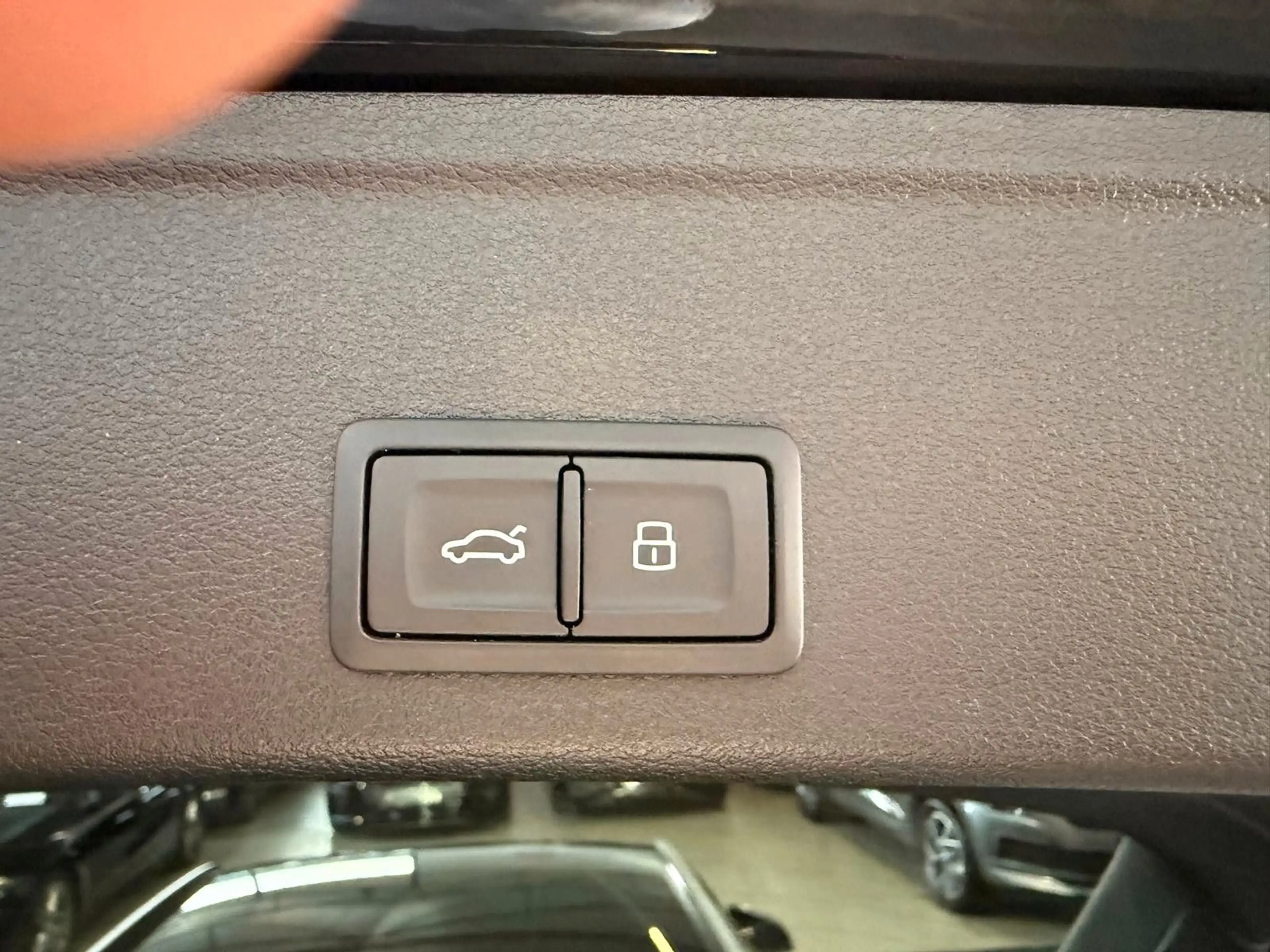 Audi A4 Avant 40 TFSI quattro /3x S line/KAMERA — photo 14