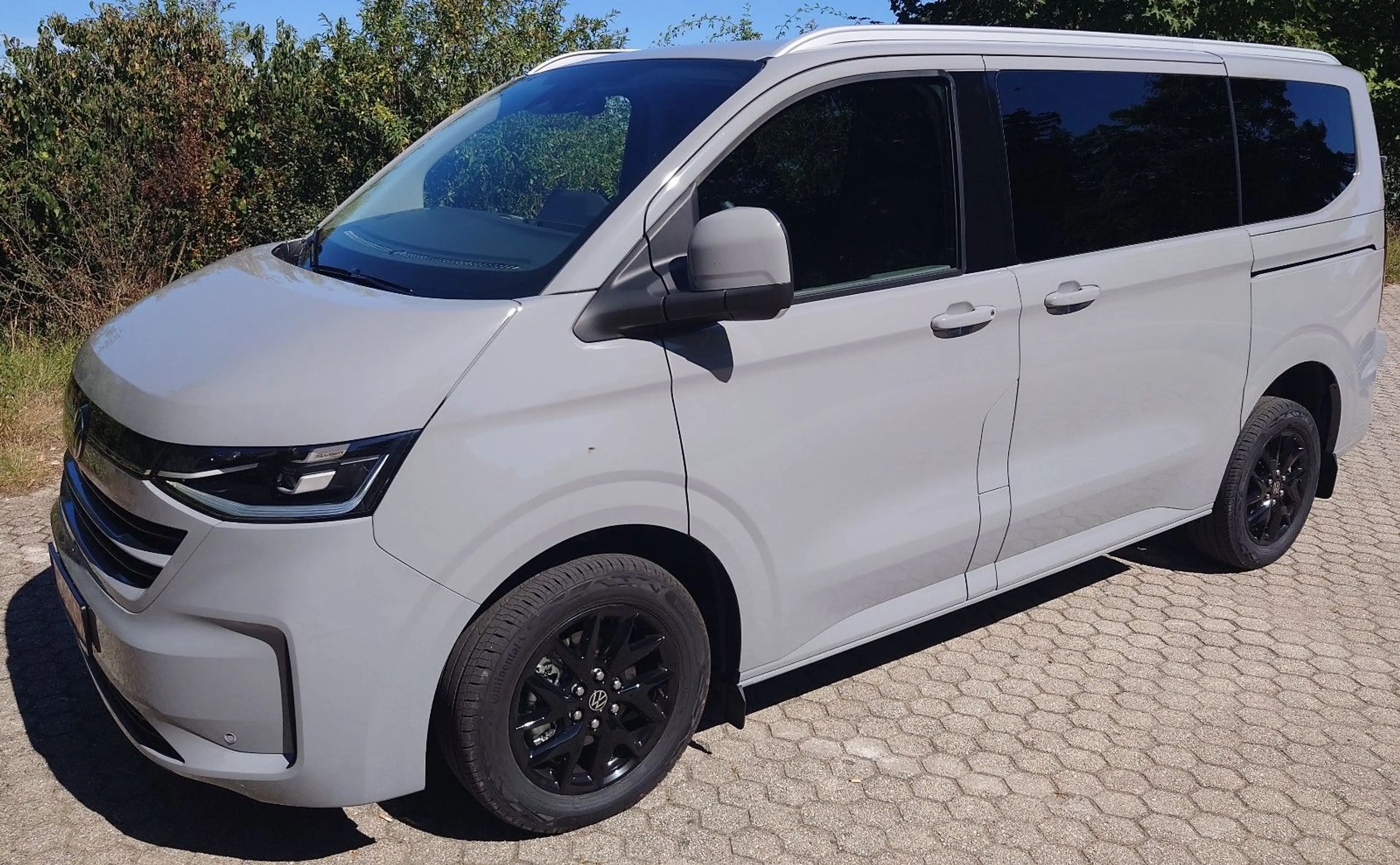 Volkswagen T7 Caravelle Style, KR, Navi, 70L Tank — photo 13