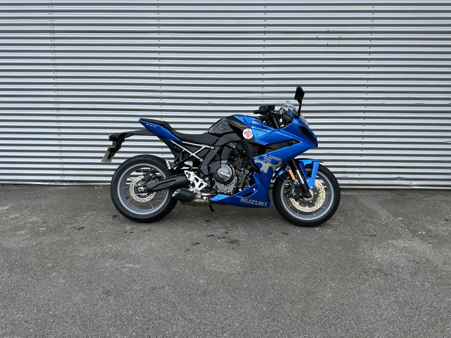 Suzuki GSX 8R Blanc - 2