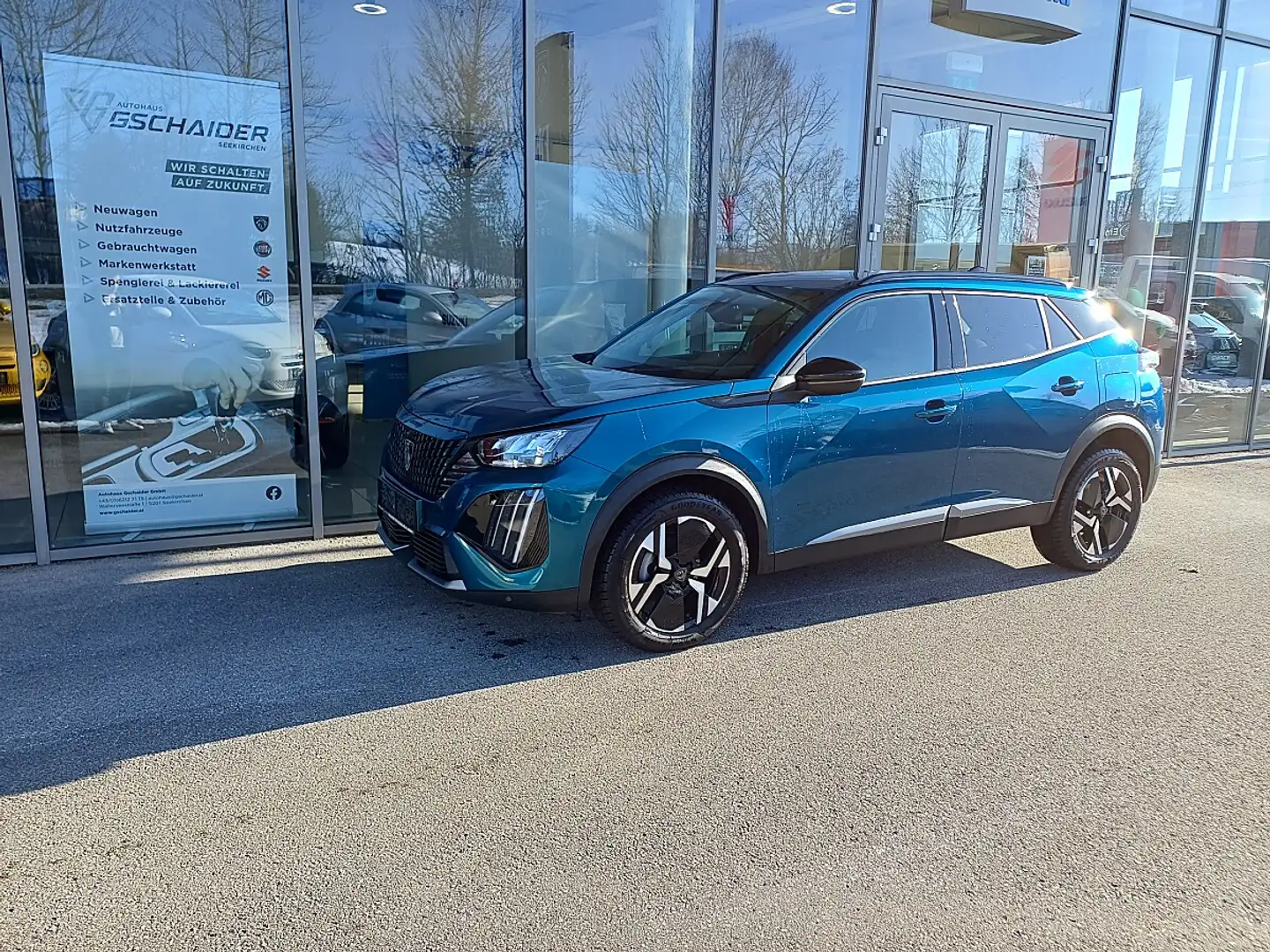 Peugeot 2008 PureTech 100 S&S Allure 6-Gang-Manuell Blau - 1