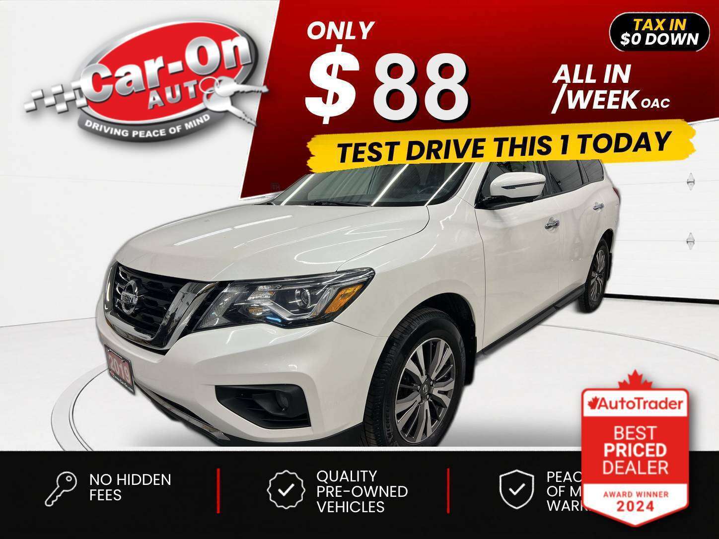 White 2019 Nissan Pathfinder SUV / Crossover  Automatic